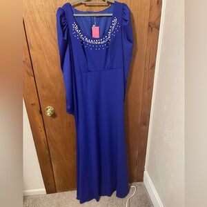 Elegant Blue Evening Gown